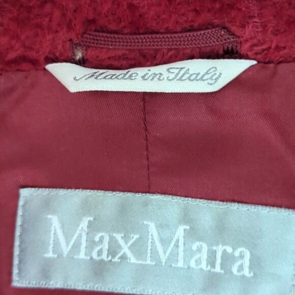 Beautiful Maxmara  coat.  Gorgeous color. - Picture 6 of 6